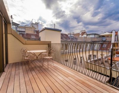 Luxury Studio near the Townhall